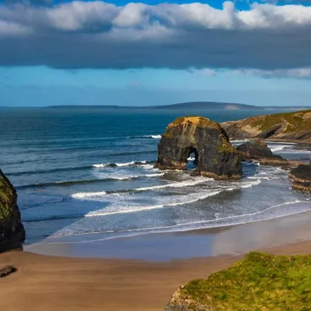 Hollys Holiday home *