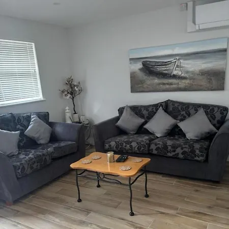 Holiday home Hollys Ahimma