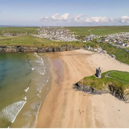 Hollys Holiday home *